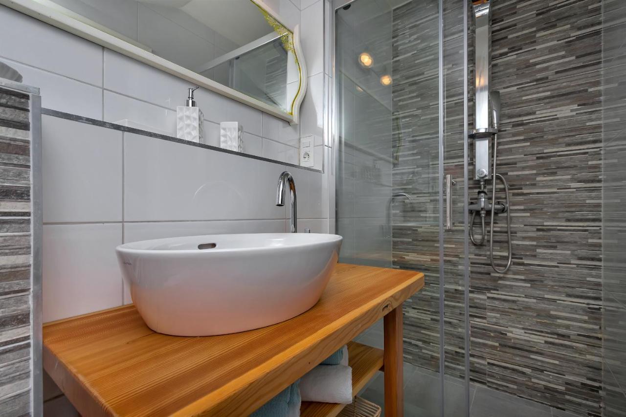 Apartman Montana, Town Centre มาคาร์สกา ภายนอก รูปภาพ