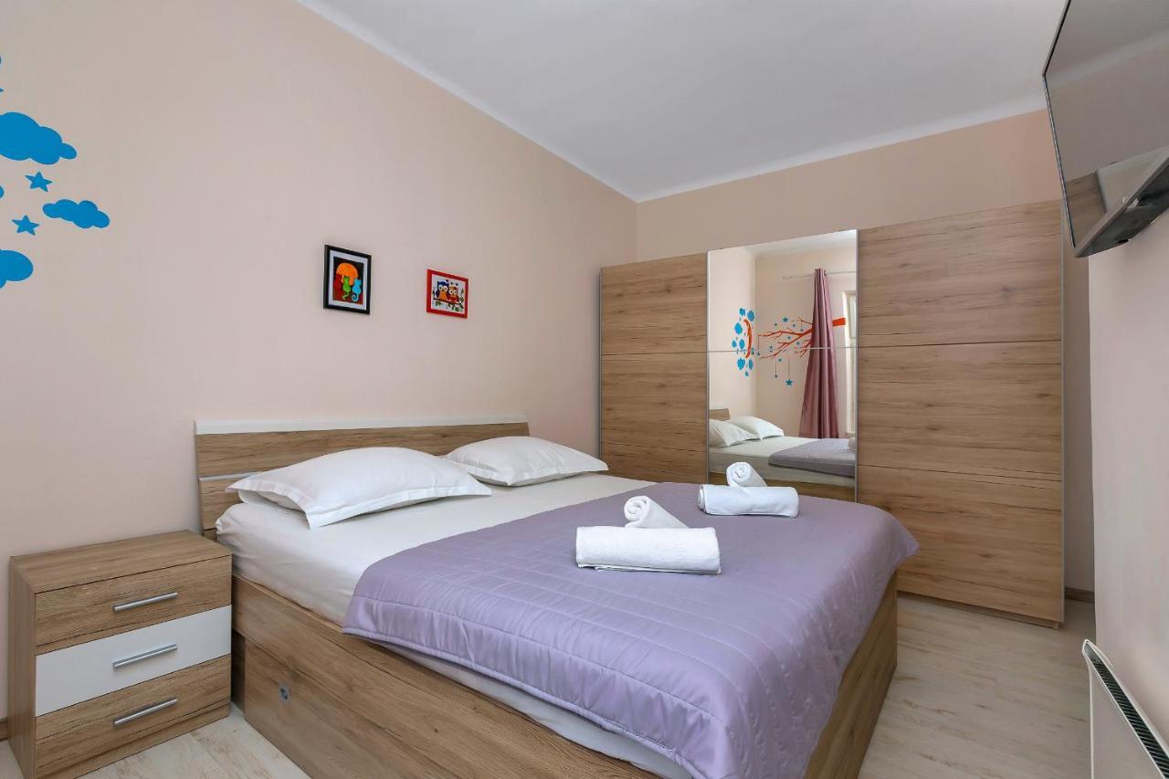 Apartman Montana, Town Centre มาคาร์สกา ภายนอก รูปภาพ